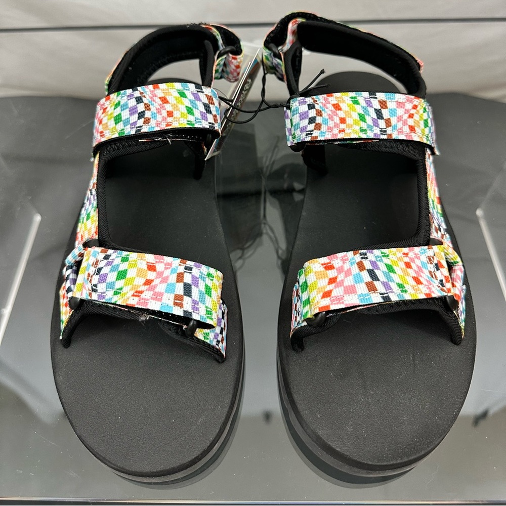 Pride Adventure Sandal - 3 Fully Adjustable Straps Kids/Small Adult Size… - Picture 2 of 8
